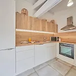 House 3 Bedrooms-3 Bathrooms-swimming Pool-tennis Feriehus
