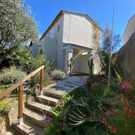 Holiday home House 3 Bedrooms-3 Bathrooms-swimming Pool-tennis