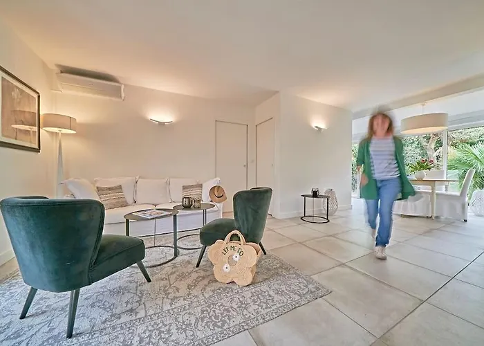 Holiday home House 3 Bedrooms-3 Bathrooms-swimming Pool-tennis